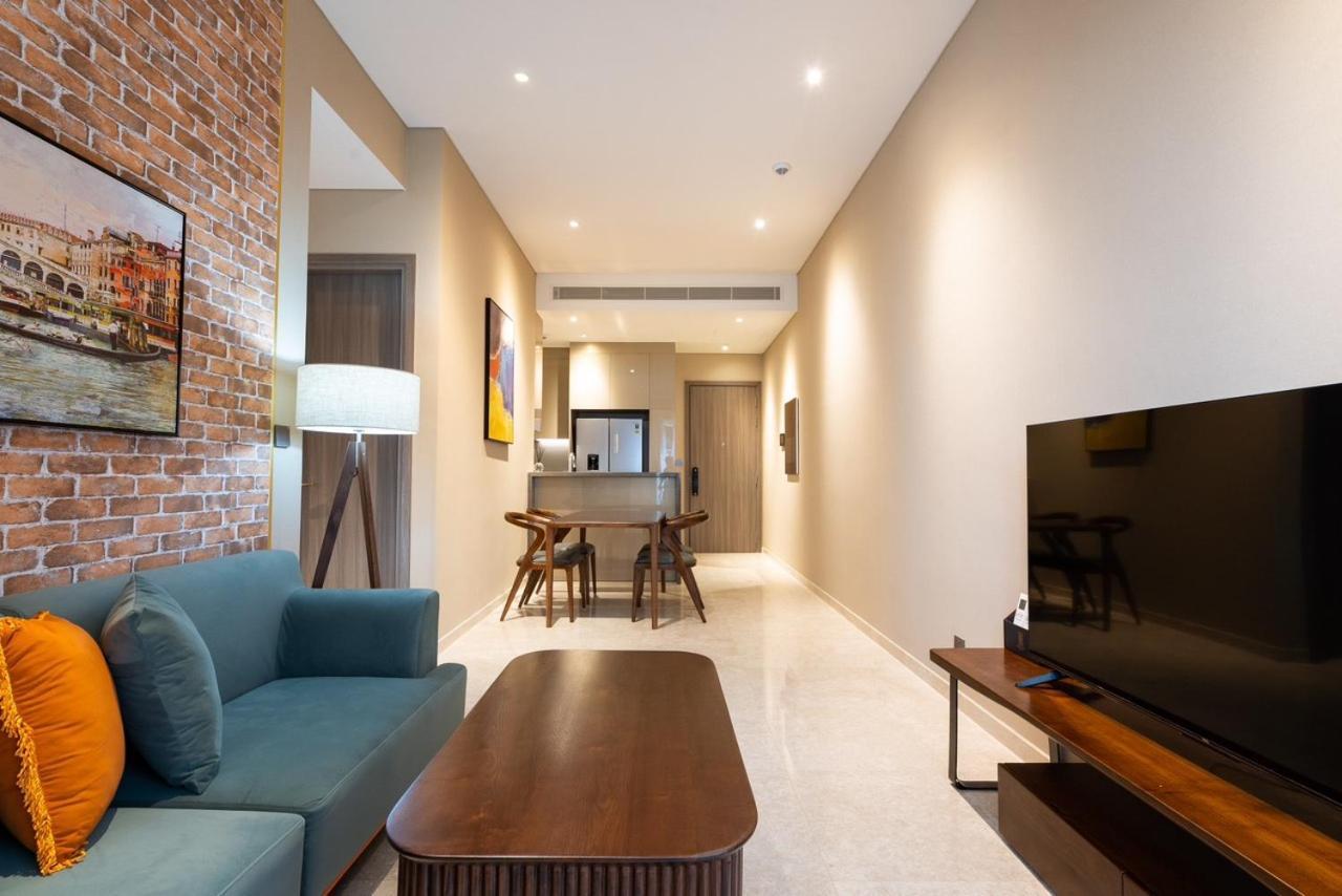 Luxury The Marq-free Infinity Pool, Gym & Bbq-d1 Couette-café