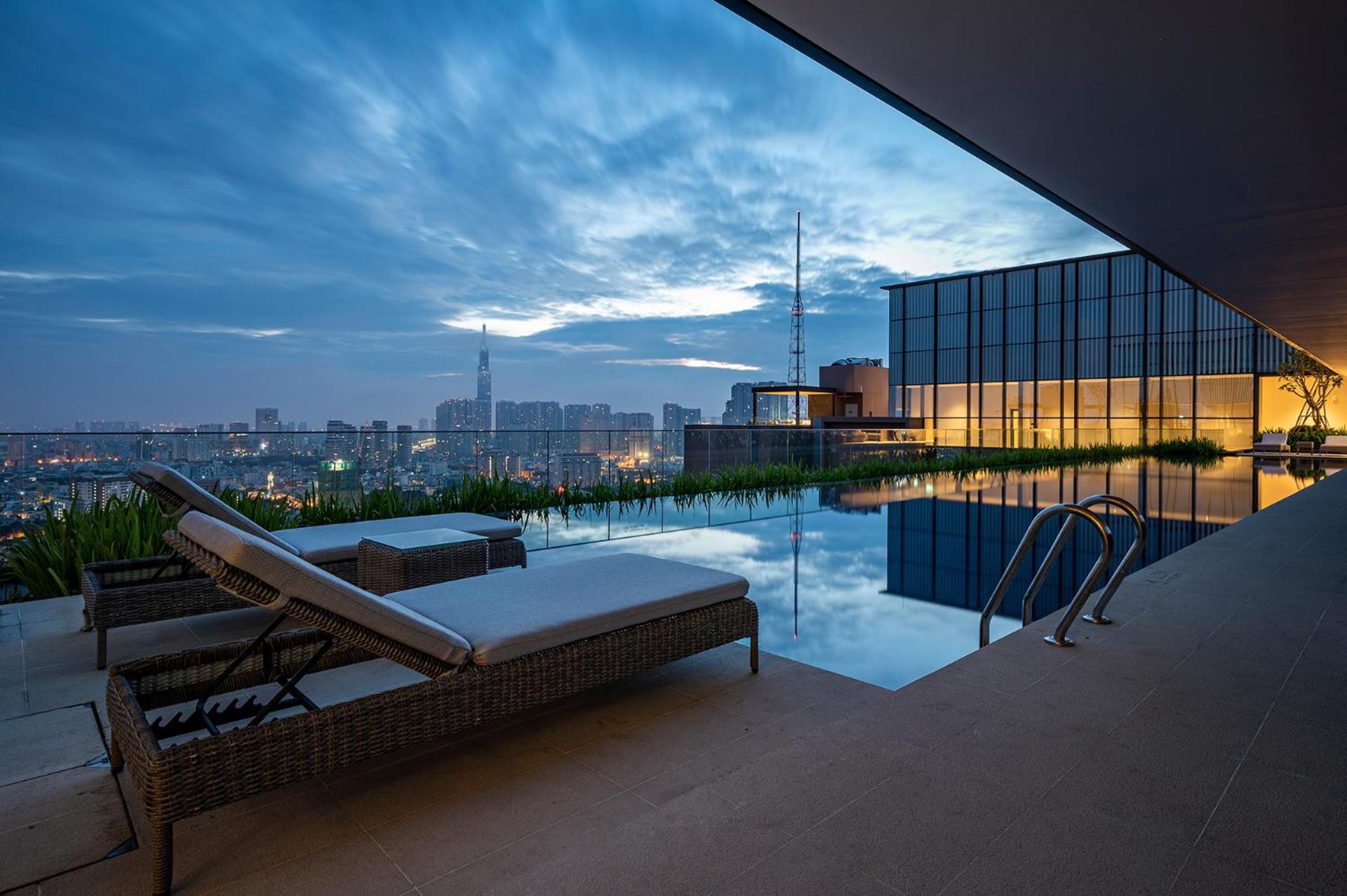 Luxury The Marq-free Infinity Pool, Gym & Bbq-d1 Couette-café